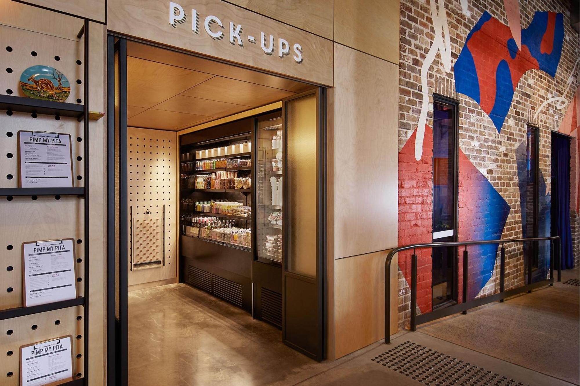 ホテル Moxy Sydney Airport エクステリア 写真
