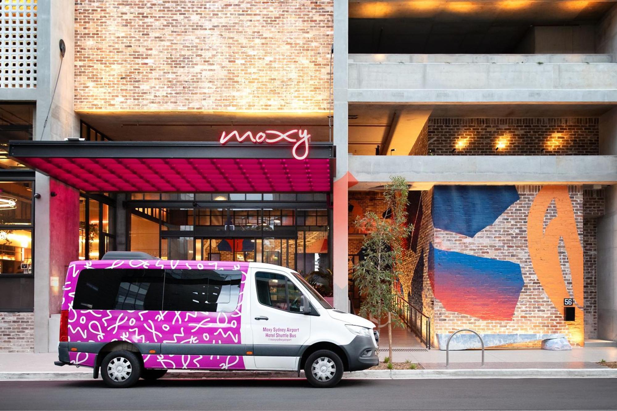 ホテル Moxy Sydney Airport エクステリア 写真