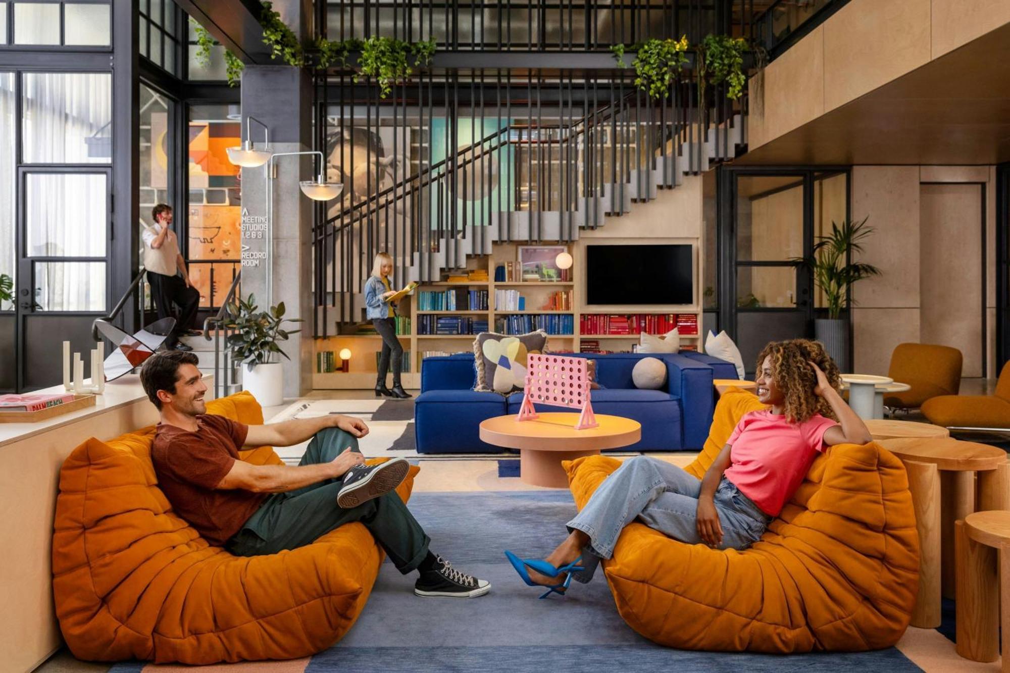 ホテル Moxy Sydney Airport エクステリア 写真